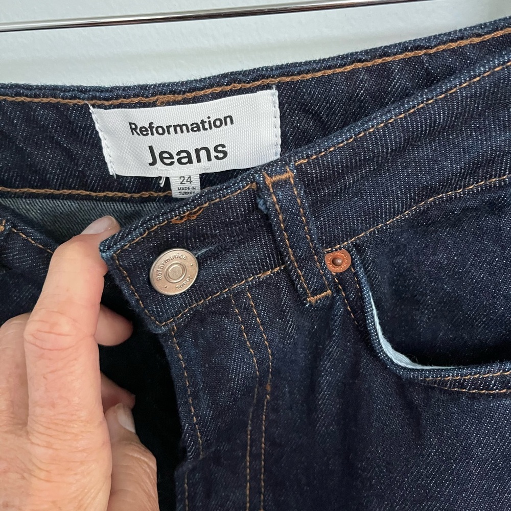 Reformation High-Rise Straight Jeans in Dark Indigo - Picture 3 of 12